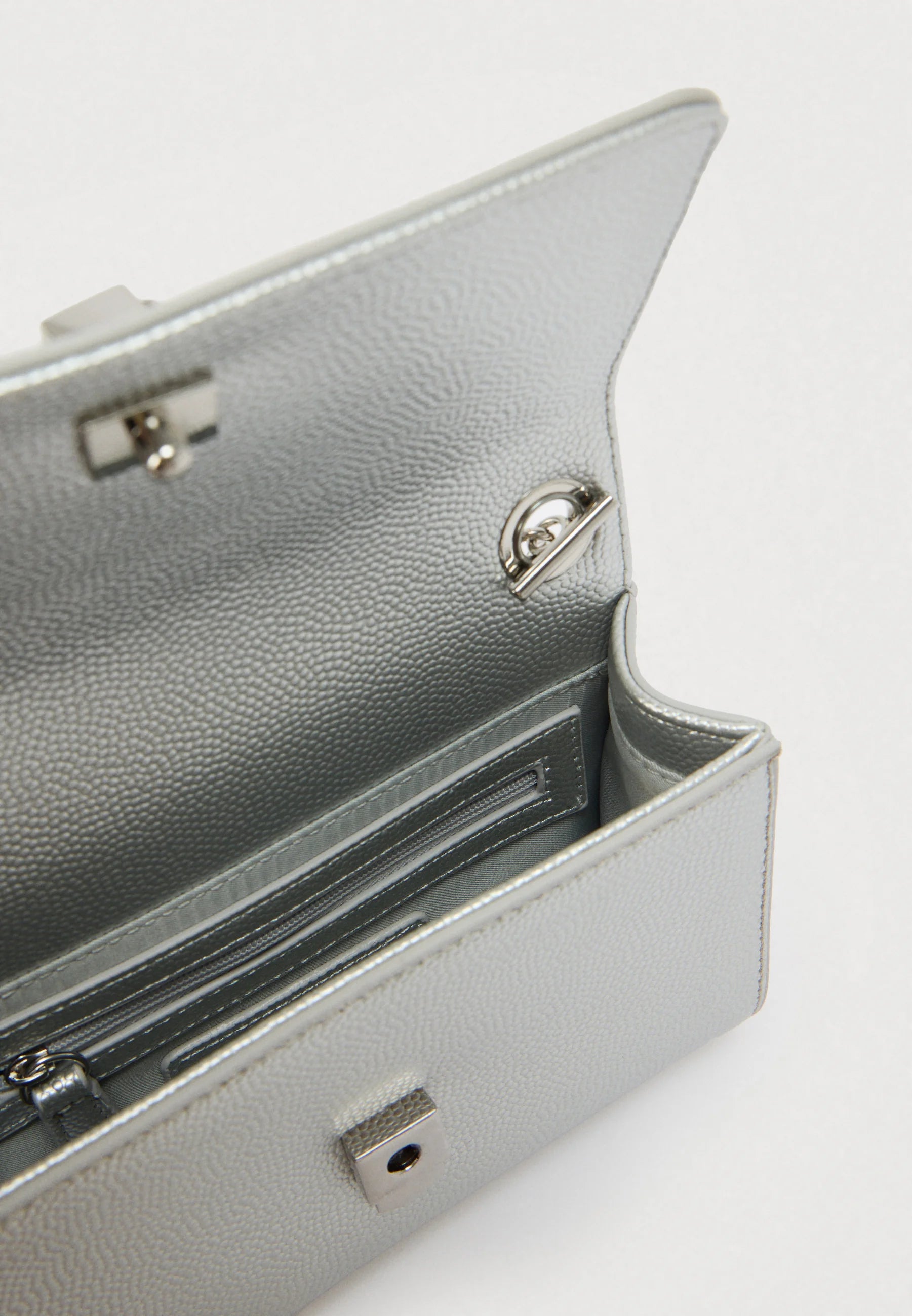 Valentino Damen Divina bag