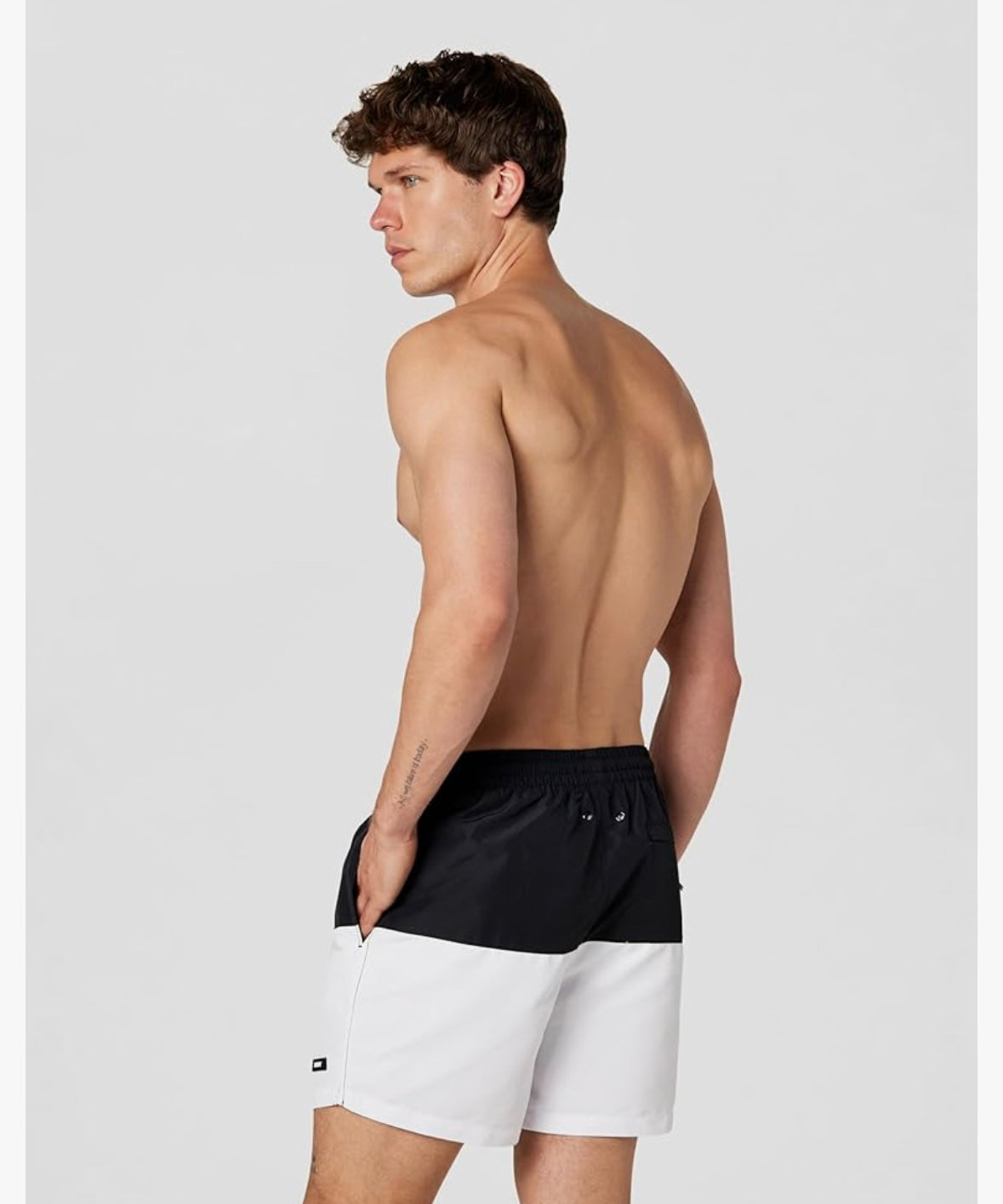 DKNY Lightweight Quick Dry Volley UPF 40+