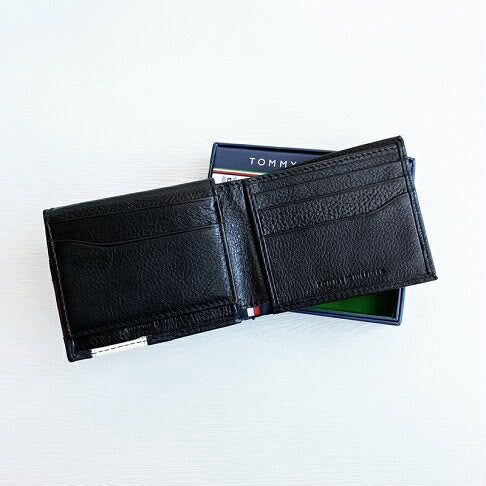 Tommy Hilfiger Men's Leather Wallet