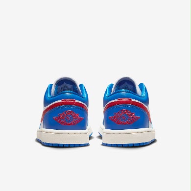 Air Jordan 1 Low